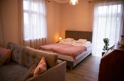 Gostycyn Villa | Discover Stara Szkola: Oceanfront Retreat in Medromierz