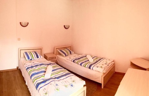Divnoe Hotel | Welcoming Staraya Apteka: Pet-Friendly with Breakfast