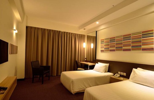 Kampung Permatang Bogak Hotel | Discover StarCity Hotel Alor Setar: Family-Friendly Retreat