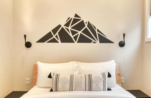 Study Butte-Terlingua Apartment | Stardust Cottage with Loft and Scenic Views for Families