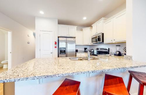 Thomas Drive House | Relax at Starfish in the Sand with Family-Friendly Amenities