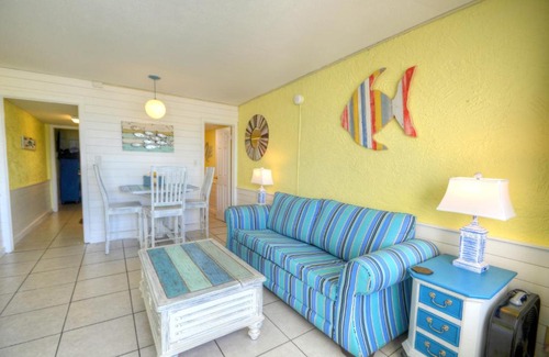 Panama City Beach Apartment | Starfish Villa: Pet-Friendly Retreat with Ocean Views