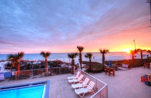 Panama City Beach Apartment | Starfish Villa: Pet-Friendly Retreat with Ocean Views