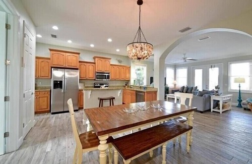 Bradenton Beach Villa | Starfish West Villa: Private Pool Steps from the Beach