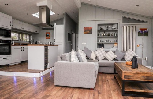 Carnforth House | Discover Stargazer Lodge: Family & Pet-Friendly Retreat