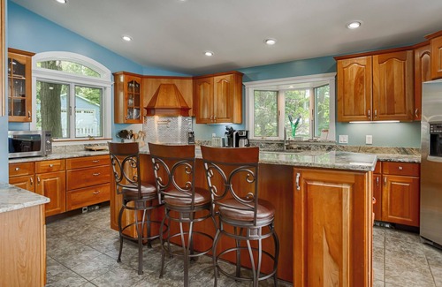 Hammondsport House | Cozy Stargazer Retreat: Relax by the Fireplace & Spa