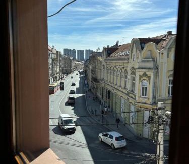 Zemun Apartment | Top-Rated Aleksei Apartmani: Breakfast & Child-Friendly Stay