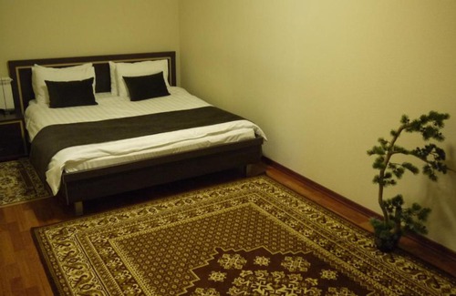 Volgograd Hotel | Discover Stariy Stalingrad: 4-Star Hotel with Top Ratings