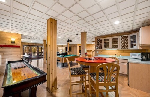 Sister Bay Cabin | Starkhaus: Perfect Cabin Near Downtown SB with Pool
