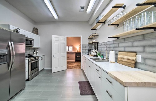 Starkville House | Explore Starkvegas Clubhouse - Steps from MSU Campus!