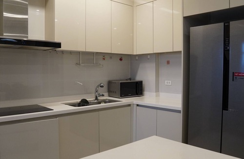 Bac Tu Liem Apartment | Discover Anstay Deluxe: Family-Friendly West Lake Retreat