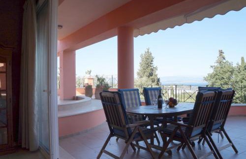 Gouvia Apartment | Exceptional StarLight SeaView: Family-Friendly Getaway