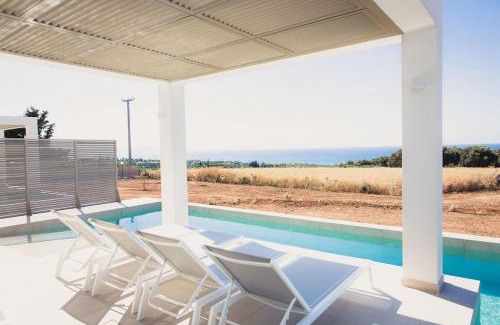 Adelianos Kampos Villa | Cozy StarLight Villa Tropea - 4BD, Steps from the Beach