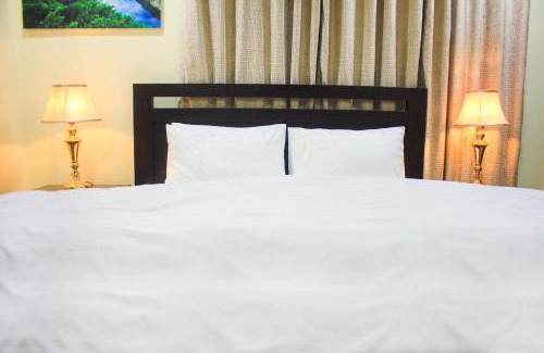 Azad Kashmir Hotel | Eco-Friendly Hotel Astro: Guest Rated 9/10 with Great Amenities
