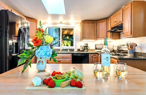 Forest Hills House | Unforgettable Starry Nights: Family Fun Near the River