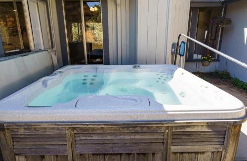 Oakhurst House | Experience Starry Pines: Hot Tub & Pet Friendly Retreat