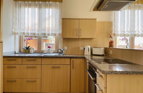 Eichstaett Apartment | Ideal Base for Cycling and Hiking in Altmühltal Region