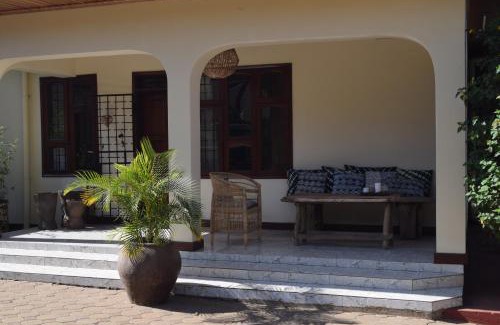 Arusha Bed & Breakfast | Discover Stasumo House Arusha with Ocean View & Pool