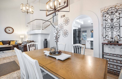 Garden Lakes House | Prime Location Near State Farm Stadium & Westgate District