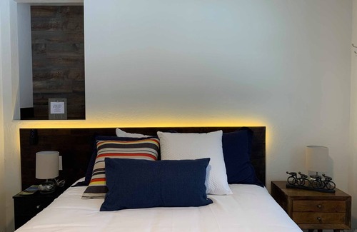 Coeur d'Alene Hotel | State Motel - Oceanfront Retreat with Pool & Spa