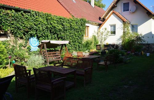 Cimer House | Family-Friendly Statek Číměř with Pool & Incredible 9.4 Rating