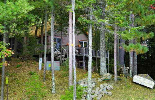 Lac du Flambeau House | Discover Statenaker Point: A Pet-Friendly 4-Star Retreat