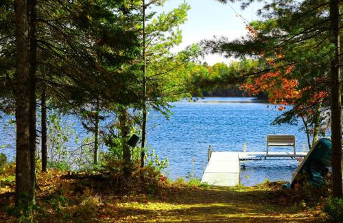 Lac du Flambeau House | Discover Statenaker Point: A Pet-Friendly 4-Star Retreat