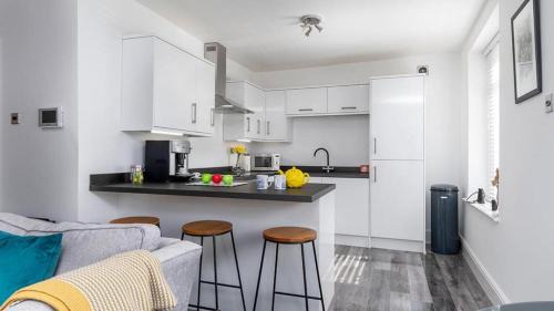 Deganwy House | Family-Friendly Getaway at Station Approach Hotel