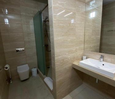 Sukhinovka Hotel | Pet-Friendly Status Hotel: Breakfast & Hot Tub Awaits You