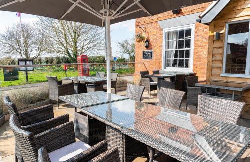Staunton in the Vale Hotel | Inviting Staunton Arms with Hot Tub & Family-Friendly Dining