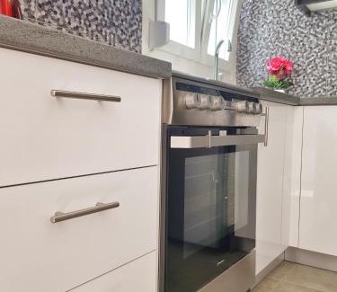 Eleftheres Apartment | Discover Stavrini's Paradise: Pet-Friendly Family Retreat
