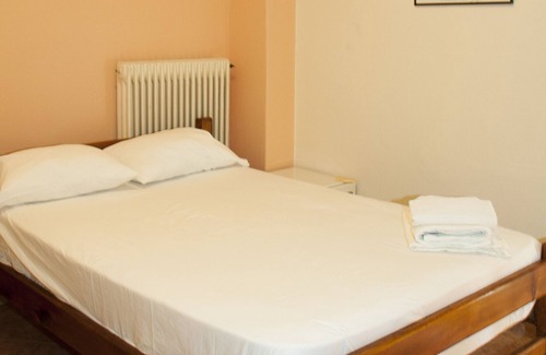 Igoumenitsa Hotel | Discover Stavrodromi: Family-Friendly Stay with Dining