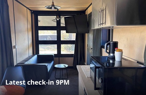 Stawell Hotel | Guest Rated: Stawell Grampians Gate C & C Park with Breakfast