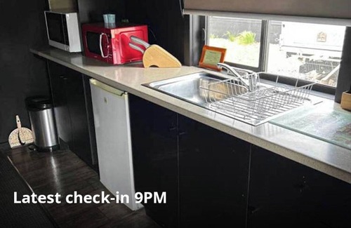 Stawell Hotel | Guest Rated: Stawell Grampians Gate C & C Park with Breakfast