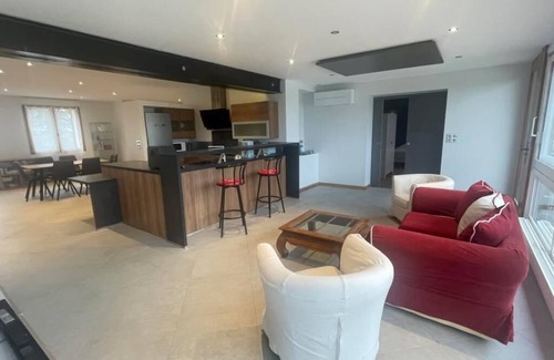 Auriac-du-Perigord Bed & Breakfast | STAY#05 in Périgord with heated indoor swimming pool