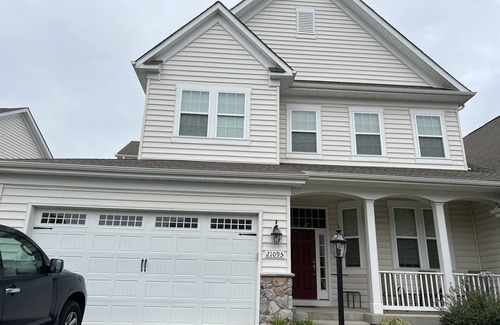 Ashburn Apartment | Convenient Stay Near IAD Airport with Pool & Kitchen Access