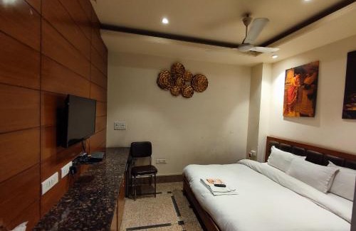 Sector 70 Hotel | Oceanfront Bliss at Stay @ 203 with Family-Friendly Amenities