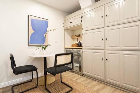 Sand Section Apartment | Relax Near Manhattan Beach Strand with Oceanfront Views