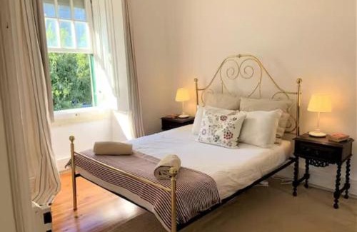 Santos Apartment | Stay as a Local! Santos Historical 6 Bedroom Apartment III