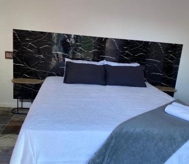 Trawal House | Enjoy a Hassle-Free Stay at Gabby's with Breakfast Included