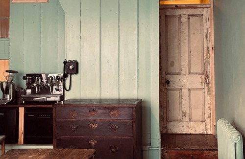 Old Town Hastings House | Experience Comfort at My Place in Hastings Old Town