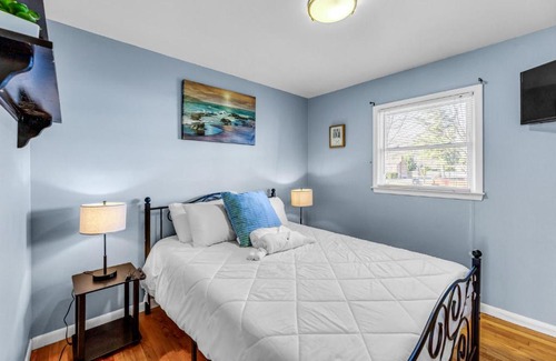 Greensboro Apartment | Guest Rated 10/10: Greensboro House Near Top Attractions