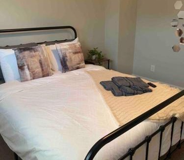 Villa Heights Apartment | Pet-Friendly Stay Awhile with High Guest Ratings