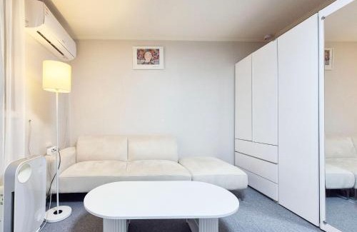 Seo-gu House | Stay B