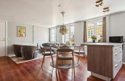Copenhagen City Centre Apartment | Stay Central - Steps from Tivoli & Nyhavn