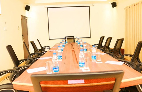 Dwaraka Nagar Hotel | Comfortable Stay at Ritz Comfort with Family-Friendly Amenities