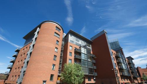 Castlefield Apartment | Discover Deansgate Apartments: 4-Star Stay with Breakfast