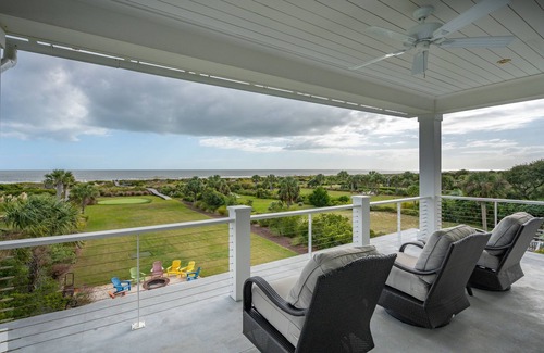 Isle of Palms House | Endless Summer Retreat: Private Pool & Hot Tub Oasis
