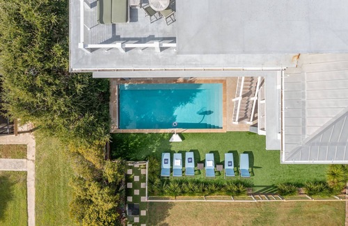 Isle of Palms House | Endless Summer Retreat: Private Pool & Hot Tub Oasis