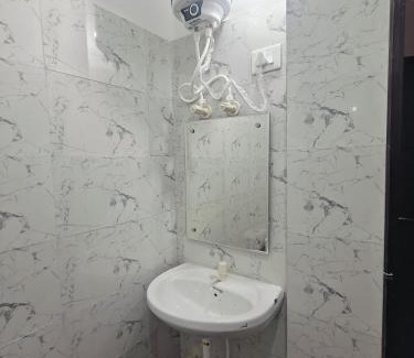 Mohangarh House | Stay For Couples Near IIM College